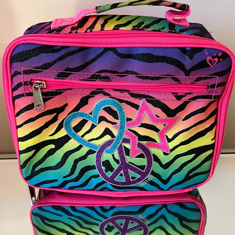 Girls justice lunchbox